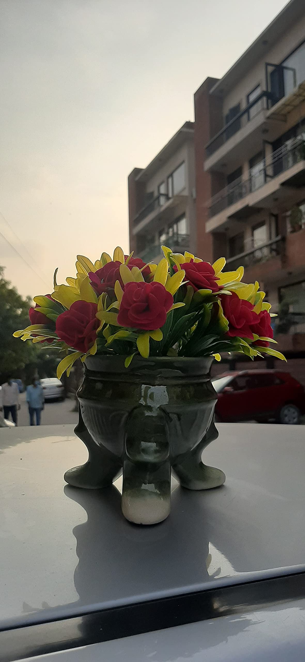 India Meets India Handmade Ceramic 3 Legs Pot Planter [Green] w/Artificial Flower, Decorative Planter for Home Décor/Living Room/Office/Dining Area and Windowsill, 4.5 x 4.5 inches