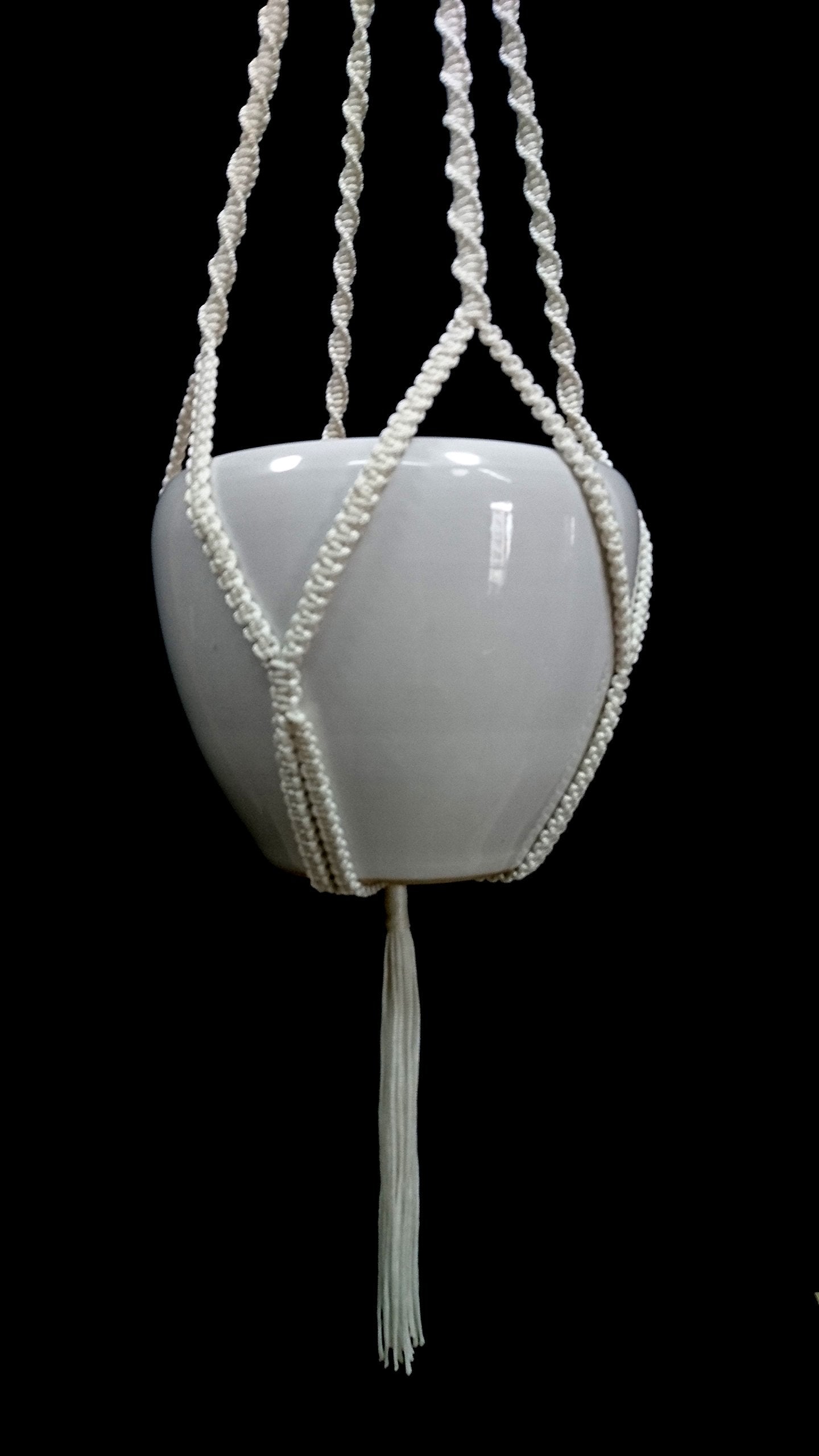 Hanpo 4 Legs Polypropylene Fiber Rope Macrame Plant Hanger Hanging Planter Holders Black& White Color, 48-inches for 10-12" Pot (White)
