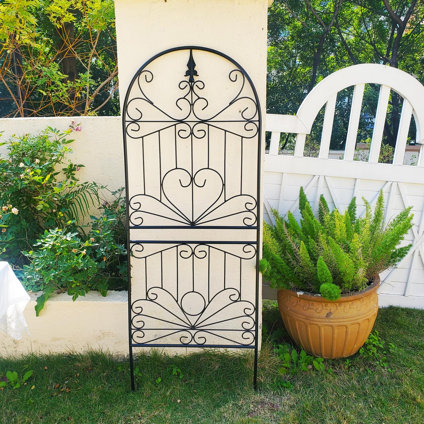 SCENDOR Heavy-Duty Metal Garden Trellis for Climbing Plants, 59" H x 22" W Rust-Proof Outdoor Plant Support for Cucumbers, Tomatoes & Vines 1 Pack